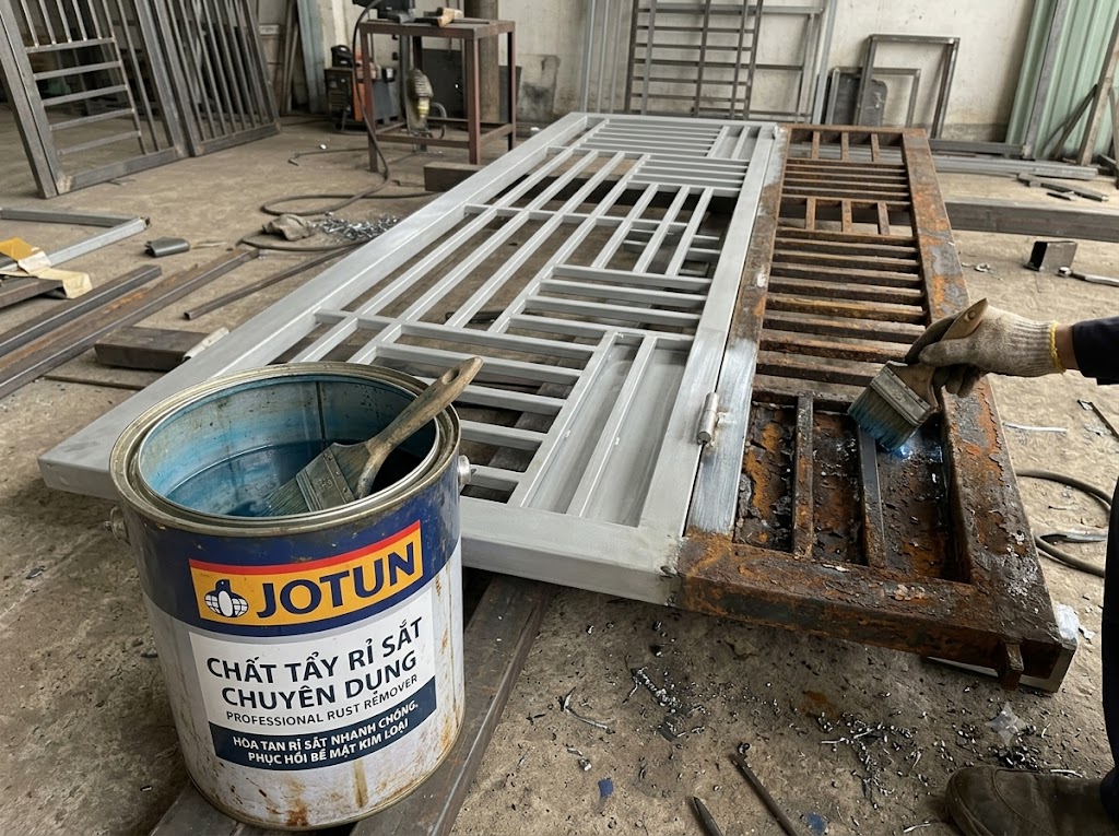 Sơn tẩy phủ chống rỉ s&eacute;t kim loại H&agrave; Tĩnh